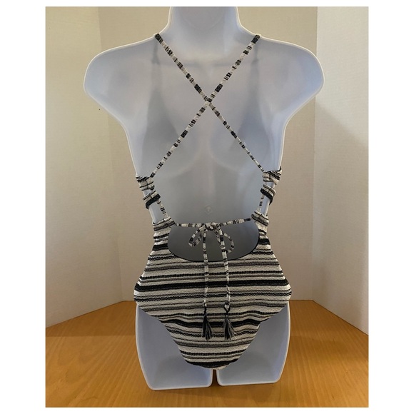 NWOT BECCA Symphony Elizabeth Plunge One-Piece Swimsuit - Picture 11 of 12